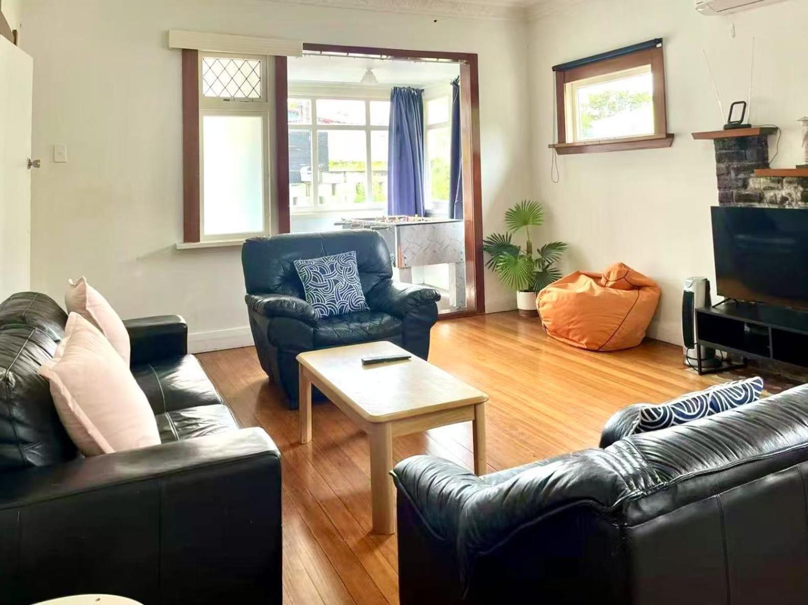 Spacious Retreat Near Ferry & Mall ويلينغتون المظهر الخارجي الصورة
